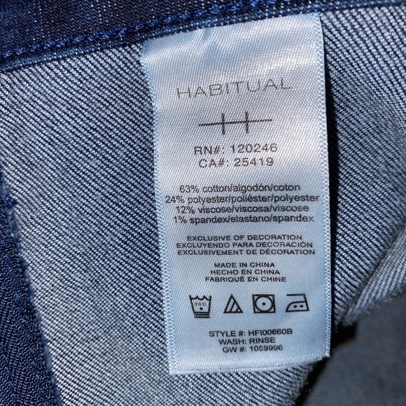 Habitual Carmela Cropped Flare Jeans - Picture 4 of 8